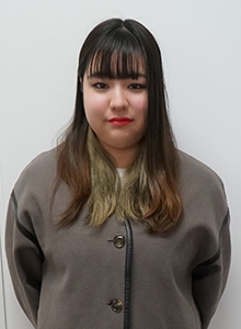 Yさん