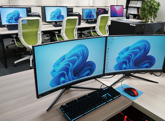 ゲーム開発実習室(コンピュータルーム)